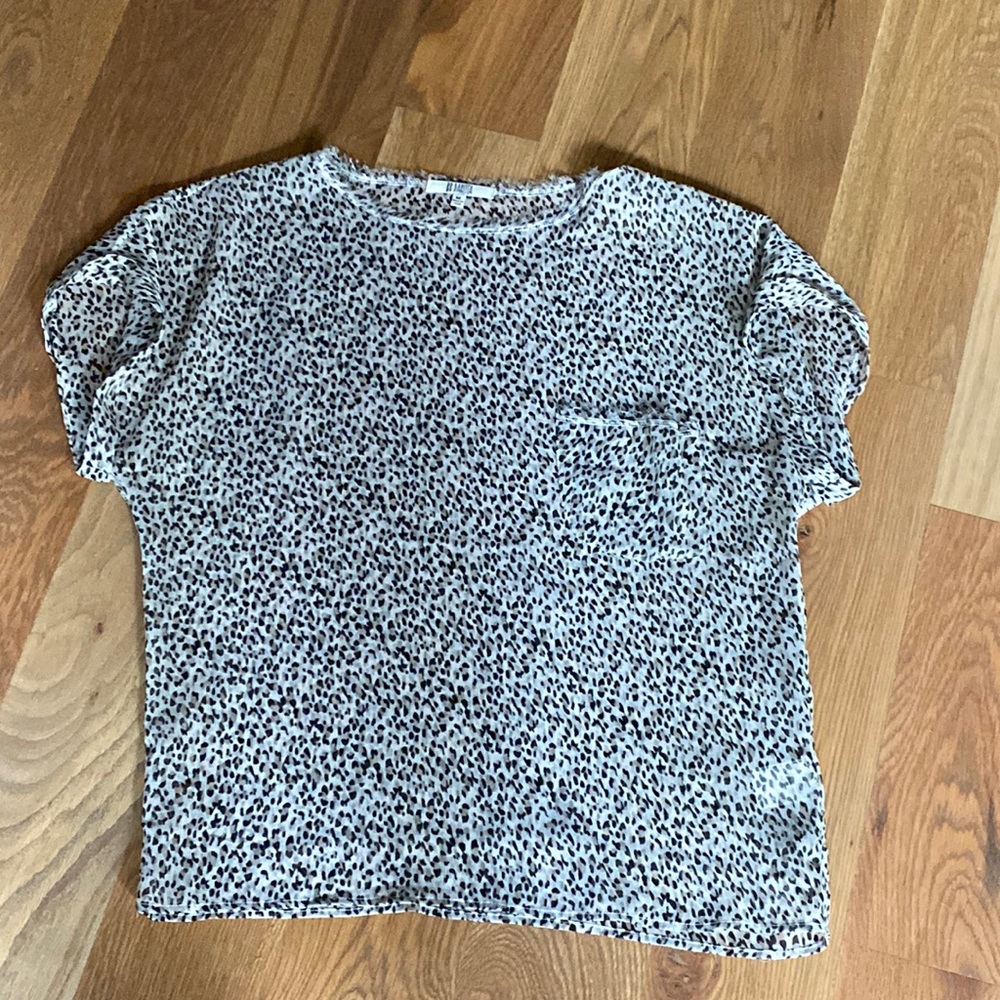 10/$25  BB Dakota// sheer leopard t-shirt, size M